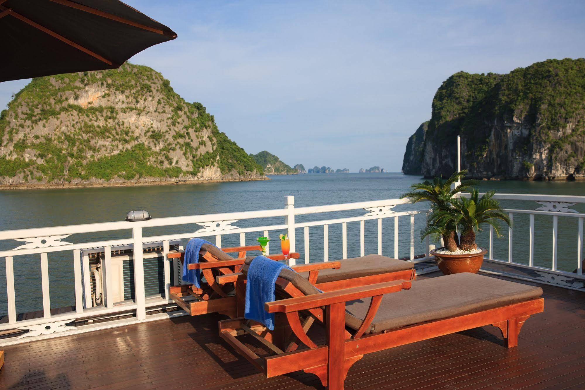 Hotel Garden Bay Luxury Cruise Ha Long Zewnętrze zdjęcie